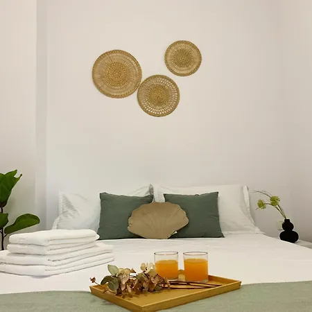 Comfort By The Sea - Elegant 2br Retreat Mangalia