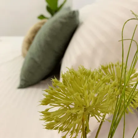 Comfort By The Sea - Elegant 2br Retreat アパート